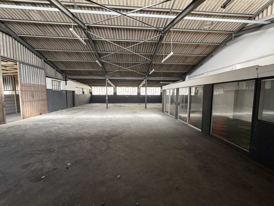 To Let commercial Property for Rent in Parow East Western Cape